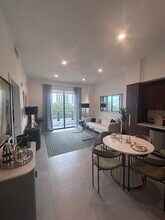 1921 Pierce St, Unit A3 in Hollywood, FL - Building Photo - Building Photo