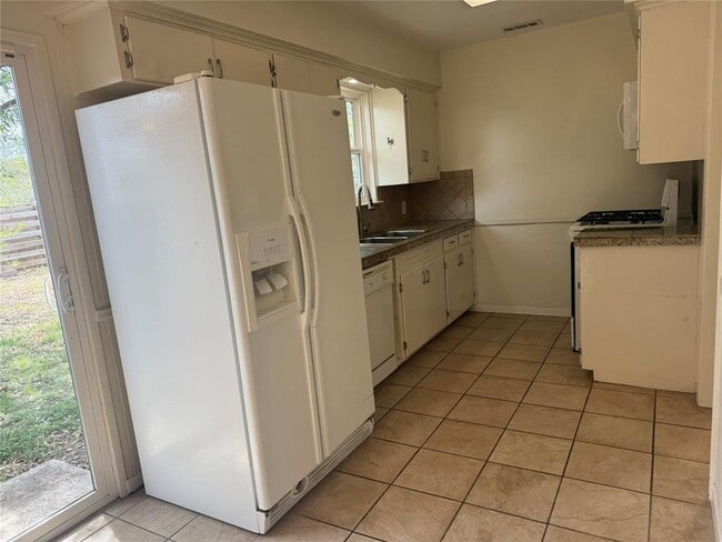 8017 Tisdale Dr in Austin, TX - Building Photo - Building Photo