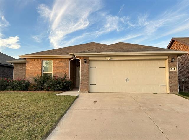 3112 Montego Bay Ln in Fort Worth, TX - Foto de edificio