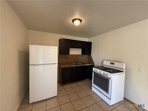 709 Atkinson Ave in Killeen, TX - Building Photo - Building Photo