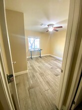 10087 Emerald Edgewater Ct in Las Vegas, NV - Building Photo - Building Photo