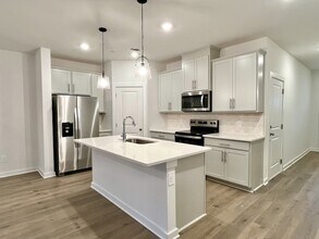 7148 Cedarcrest Ct in Fairview, TN - Building Photo - Building Photo