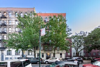 311-315 E 109th St in New York, NY - Building Photo - Building Photo