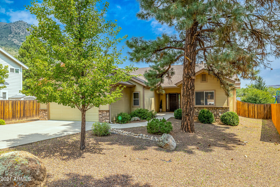 3738 E Avocet Way in Flagstaff, AZ - Building Photo