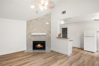 17835 Farley Trail in Dallas, TX - Building Photo - Building Photo
