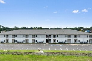 Palmetto Place Apartments in Ocean Springs, MS - Building Photo
