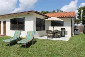 2706 NE 57th St in Fort Lauderdale, FL - Building Photo - Building Photo