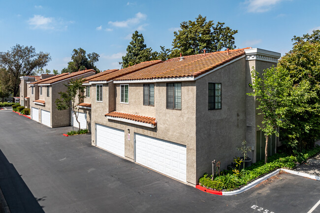 Villa Paloma in Rancho Cucamonga, CA - Building Photo - Building Photo