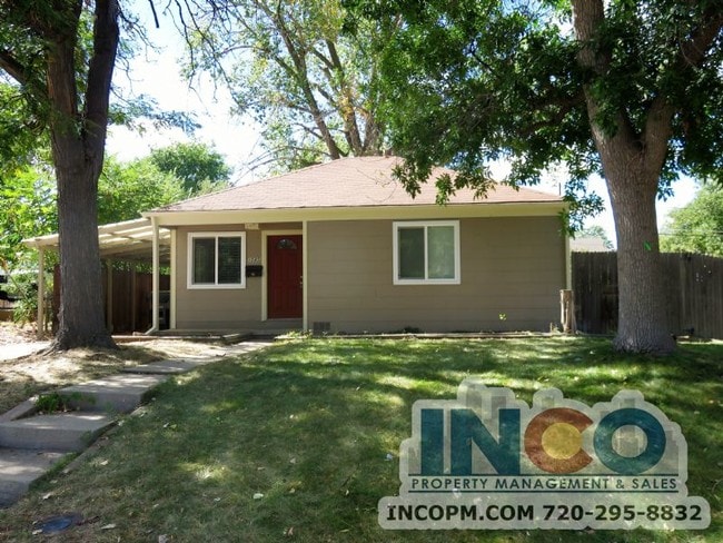 property at 1585 S Vallejo St