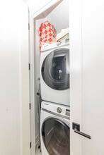 1638 N Sedgwick St, Unit 2 in Chicago, IL - Building Photo - Building Photo