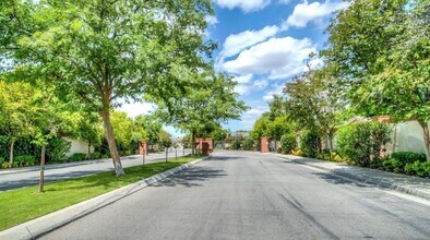 11808 Privet Pl in Bakersfield, CA - Building Photo - Building Photo