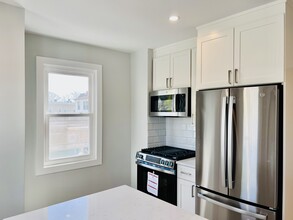 44 Purchase St, Unit 3 in Rye, NY - Building Photo - Building Photo