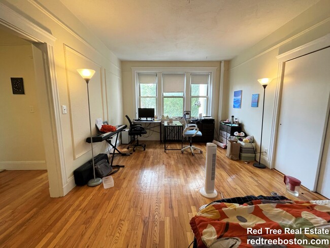 20 Colborne Rd, Unit 7 in Boston, MA - Building Photo - Building Photo