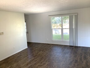 122 Crawford Cir in Golden, CO - Building Photo - Building Photo