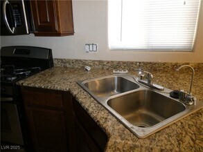 6504 Blessed Thistle Ave in Las Vegas, NV - Building Photo - Building Photo