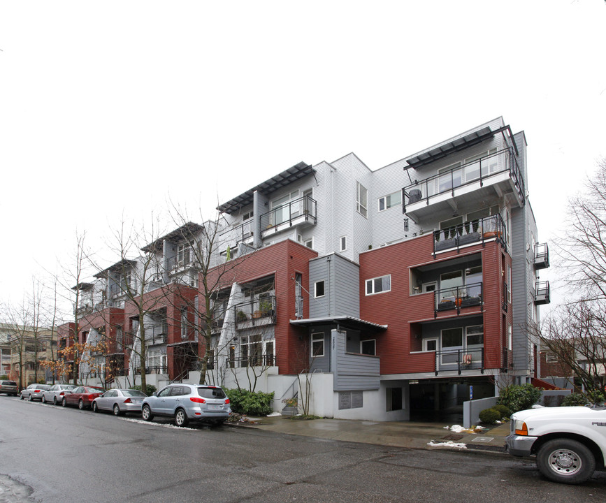 Northrup Medical Building in Portland, OR - Building Photo