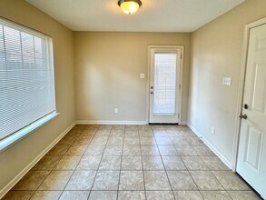 1579 Wynne Grove Rd in Cordova, TN - Building Photo - Building Photo
