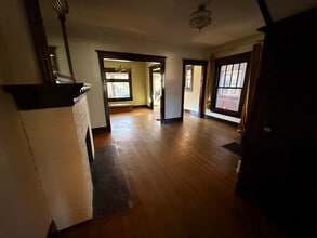 963 Woodruff Pl W Dr in Indianapolis, IN - Building Photo - Building Photo