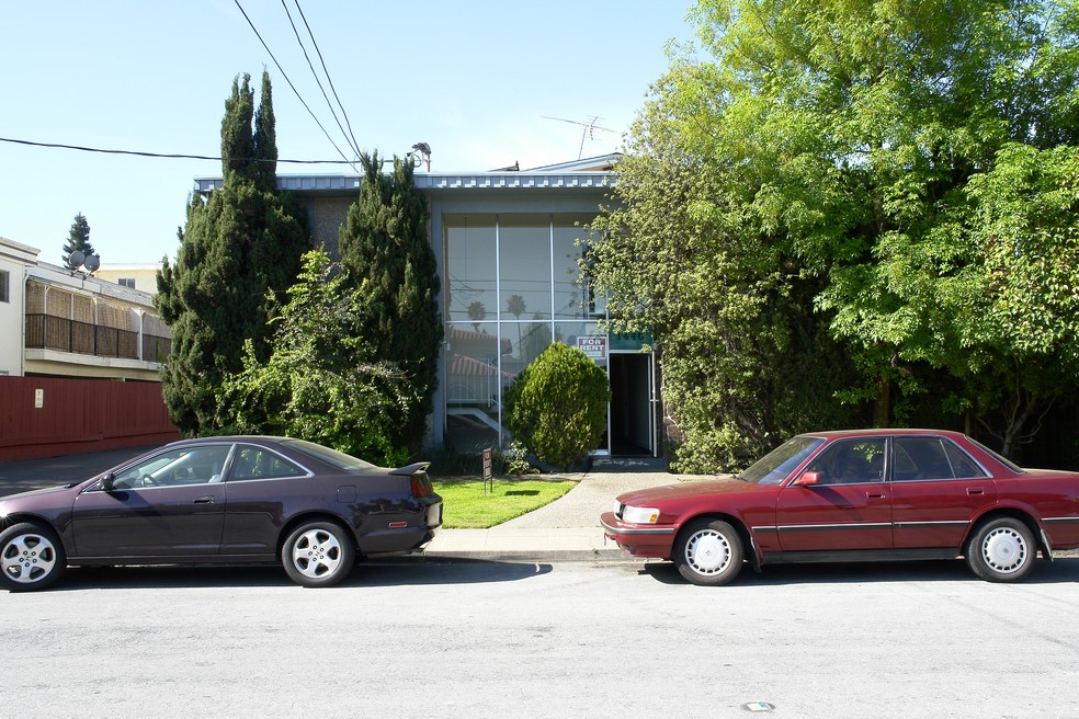 Rosicrucian Apartments in San Jose, CA - Foto de edificio