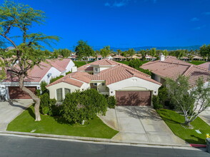 79310 Toronja in La Quinta, CA - Foto de edificio - Building Photo