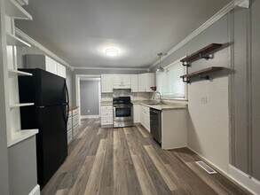 614 N Rhyne St in Gastonia, NC - Building Photo - Building Photo