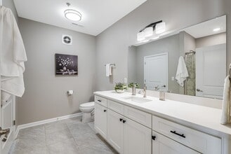 Pinnacle Ridge Apartments in Fishersville, VA - Foto de edificio - Building Photo