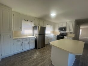 2488 NC-16 in Newton, NC - Building Photo - Building Photo
