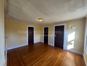 106 Day St in New Haven, CT - Building Photo - Building Photo