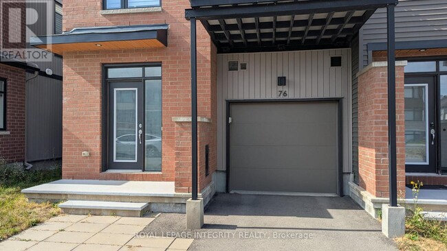 76 Franchise Private in Ottawa, ON - Building Photo - Building Photo