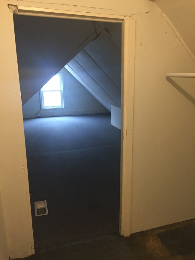 325 Oldham Ave in Lexington, KY - Building Photo - Building Photo