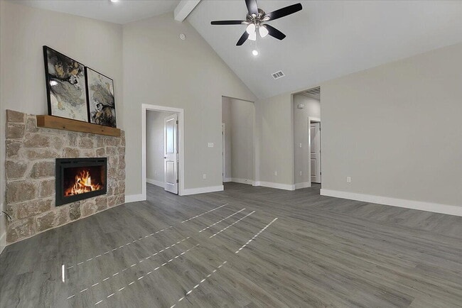 132 Calvin Dr in Wolfforth, TX - Building Photo - Building Photo