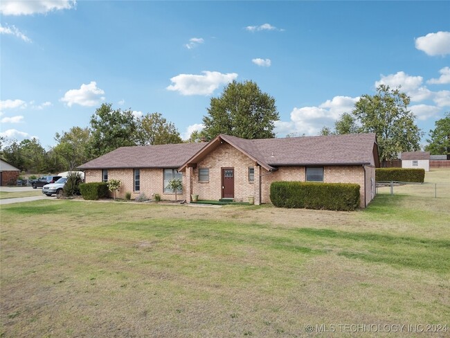 17453 E 107th Pl N, Unit 239 in Owasso, OK - Building Photo - Building Photo