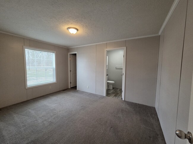 152 Donald Ave in Lansing, MI - Building Photo - Building Photo