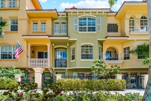 11840 Valencia Gardens Ave in Palm Beach Gardens, FL - Building Photo