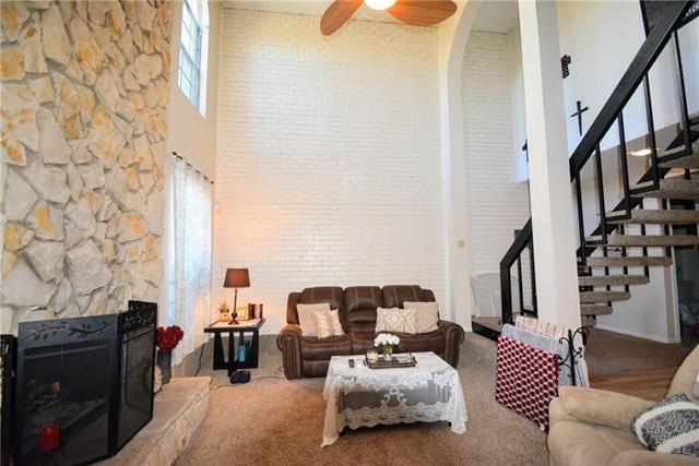 2235 Seville Ct in Arlington, TX - Building Photo