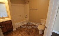 225 Opal Ct photo'