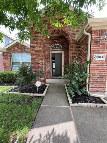 6304 Spring Ranch Dr in Fort Worth, TX - Building Photo - Building Photo