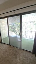 10910 S Kilpatrick Ave in Oak Lawn, IL - Foto de edificio - Building Photo