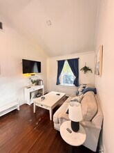 1920 Victoria Ave in Ft. Myers, FL - Building Photo - Building Photo