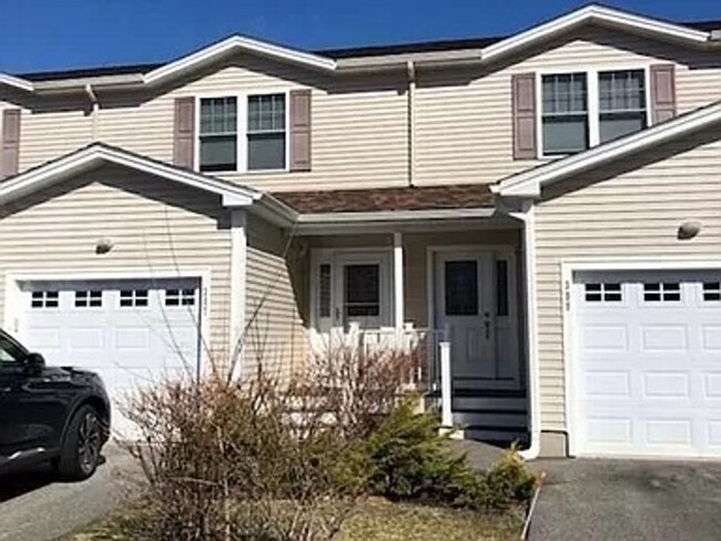 property at 3 Gray Coach Ln