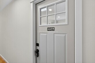 4938 SE Foster Rd in Portland, OR - Foto de edificio - Building Photo