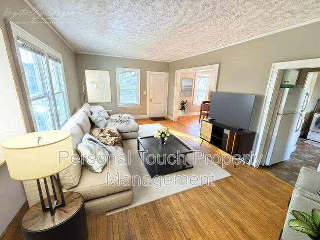 property at 606 5th St S