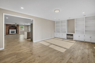 6510 Sheri Dr NW in Huntsville, AL - Building Photo - Building Photo