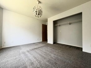 45669 McIntosh Drive110 in Chilliwack, BC - Building Photo - Building Photo