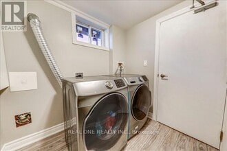 164 Ellington Dr in Toronto, ON - Building Photo - Building Photo