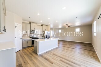 17941 E 94th Ave in Commerce City, CO - Building Photo - Building Photo