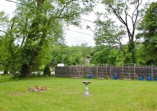 203 Boston Post Rd in Wayland, MA - Building Photo - Building Photo