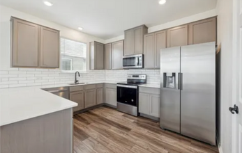 6213 Albany Sleigh Dr in Del Valle, TX - Foto de edificio - Building Photo