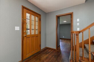 1301 W High St in Springfield, MO - Building Photo - Building Photo
