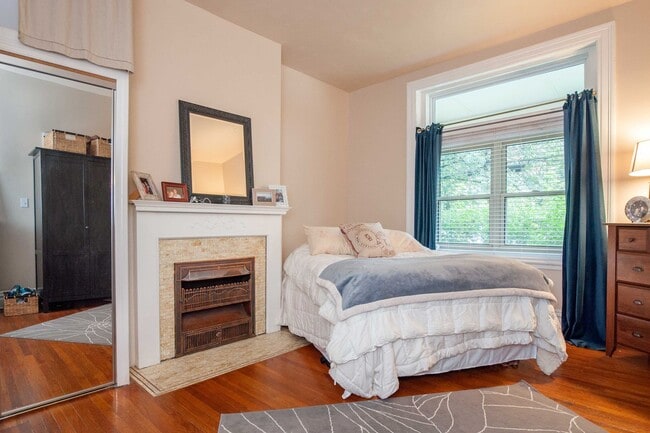 5820 Alder St in Pittsburgh, PA - Building Photo - Building Photo